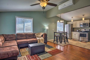 2 Mi to Warren Dunes Sawyer Apartment with Deck!